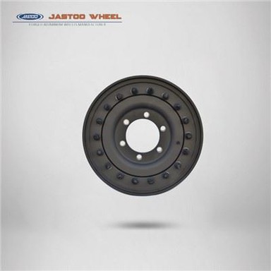 Ruote di beadlock in stile militare